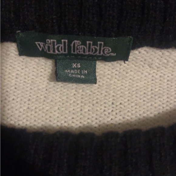 NWOT, Wild Fable sweater, Black and White XS - Picture 2 of 3
